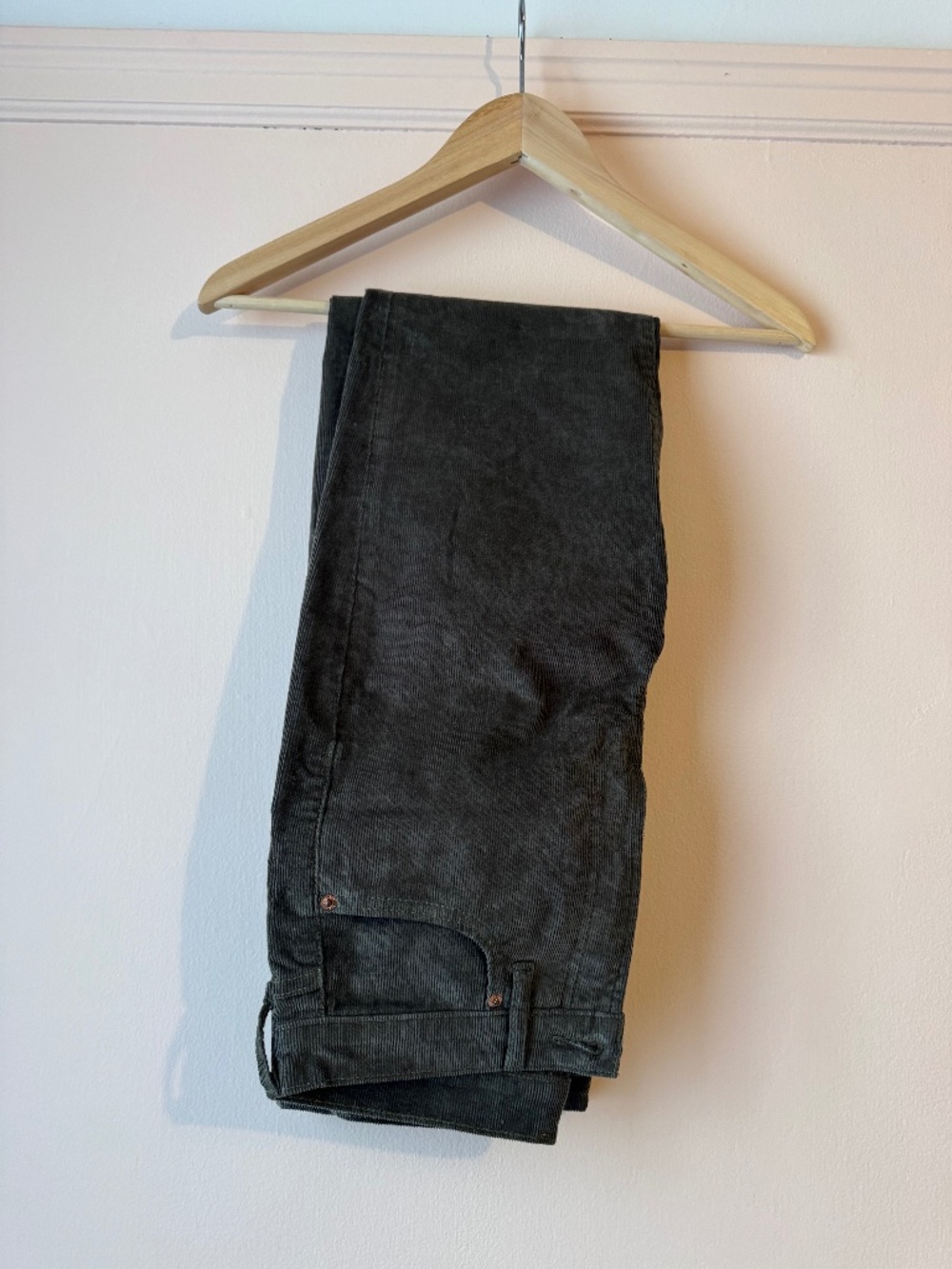 Gap corduroy olive green gray pant